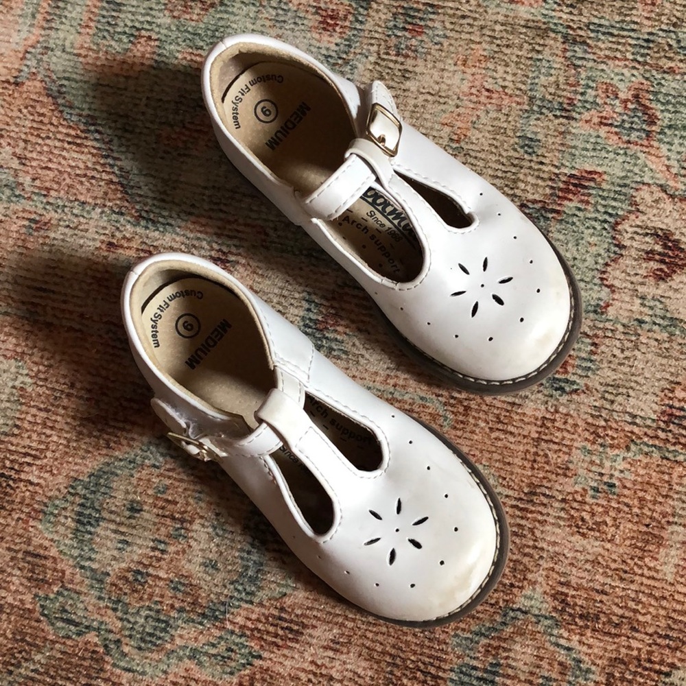 Footmates Sherry Mary Jane shoe